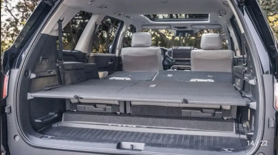 2022-ToyotaSequoia-interior1.webp