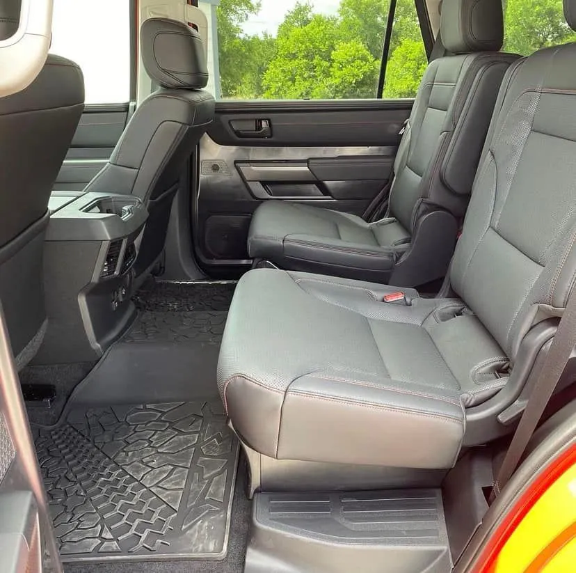 2023-sequoia-interior6.webp