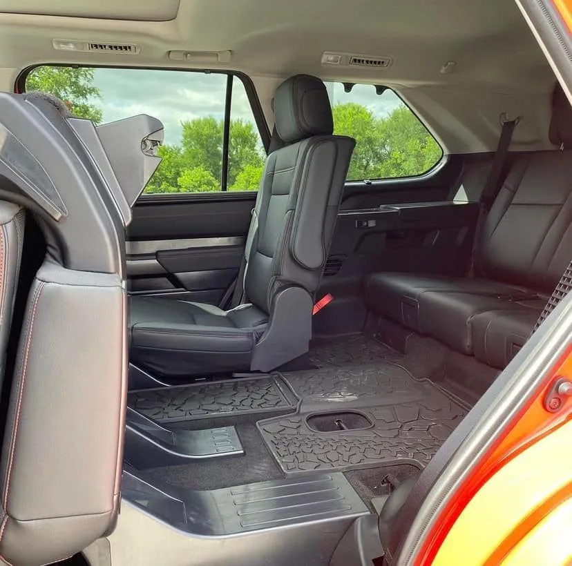 2023-sequoia-interior8.webp